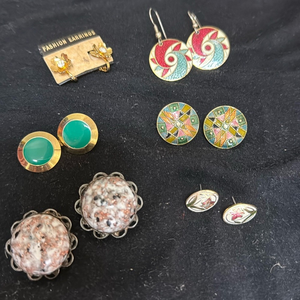 Vintage 1980s earrings, assortment of clip on and pierced